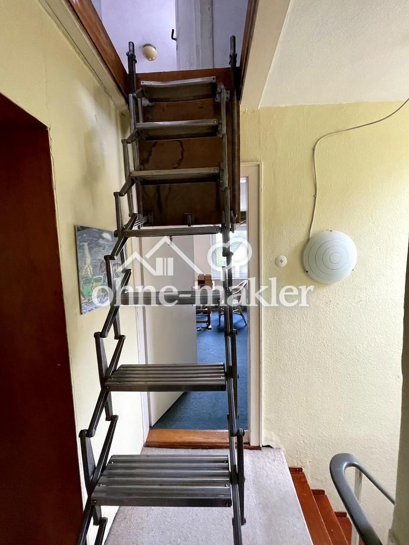 Klapptreppe zum Spitzboden