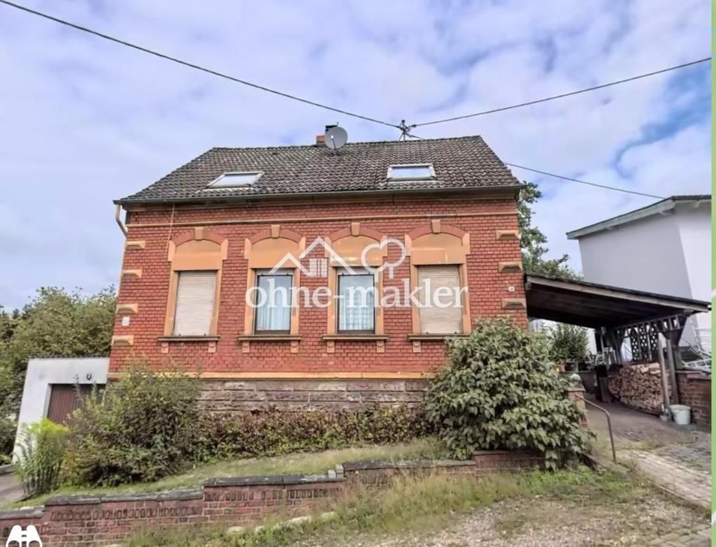 Straßenansicht