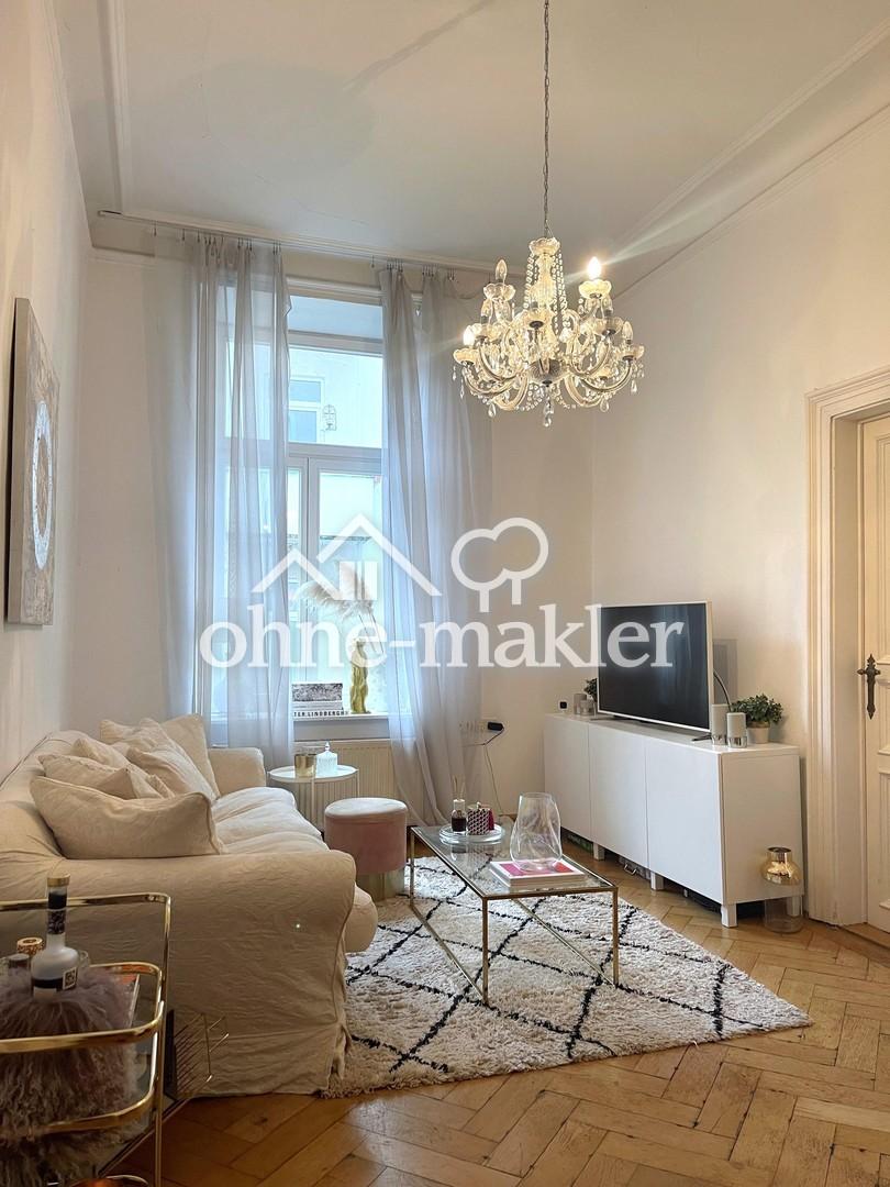 Wohnzimmer möbliert (Beispiel)