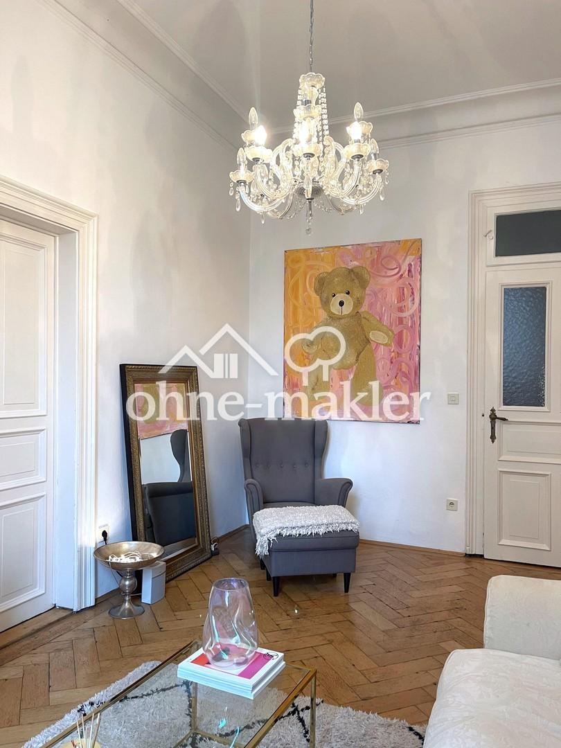 Wohnzimmer möbliert (Beispiel)