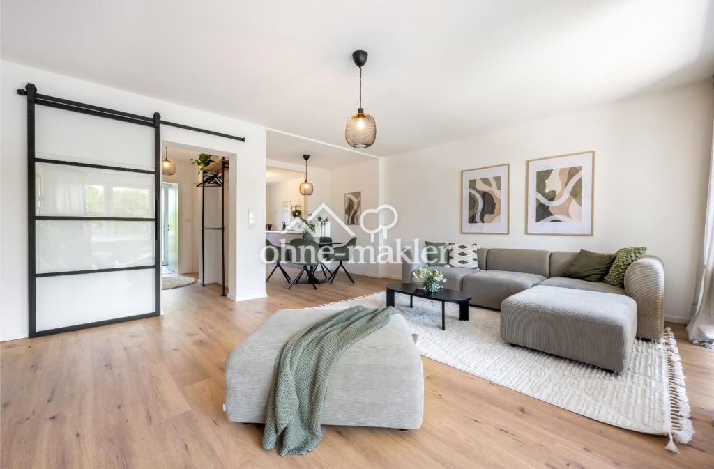 Wohnzimmer Bild 2
