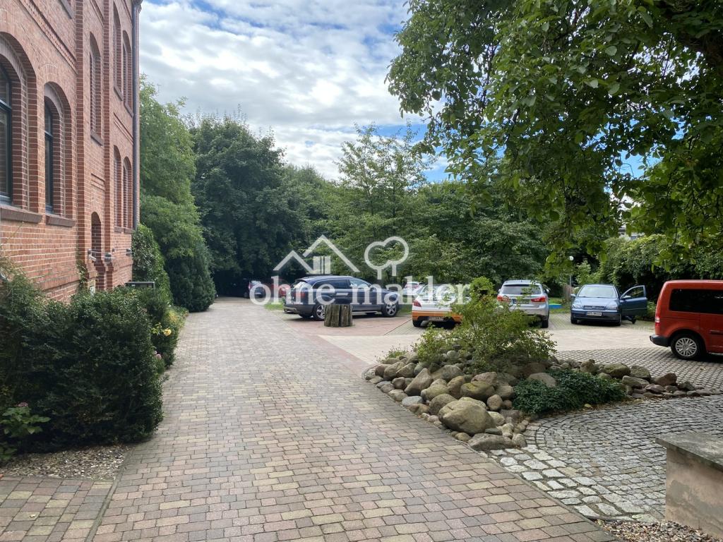 Stellflächen/Parkplatz
