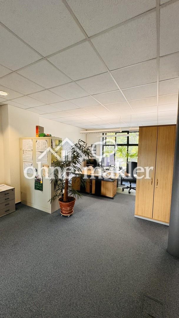 Großraum-Büro