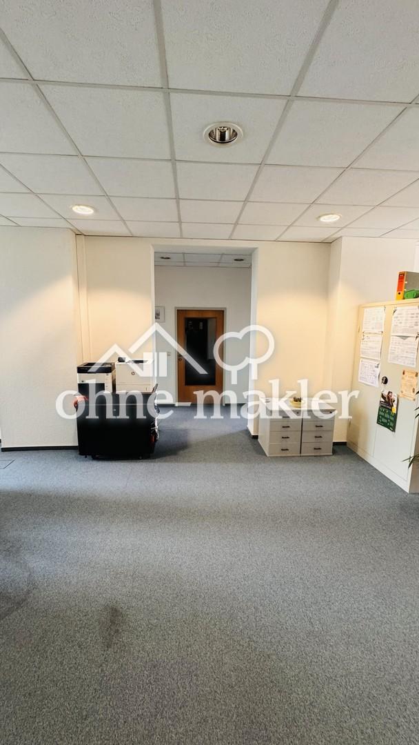 Großraum-Büro