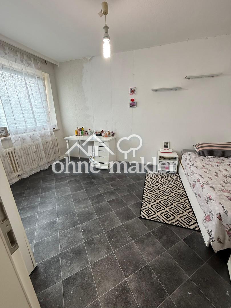 Schlafzimmer mit Büro