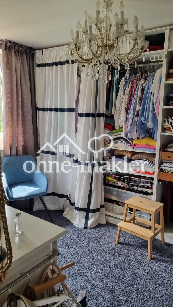 Ankleidezimmer oben