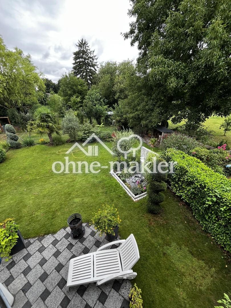 Garten vom Balkon aus