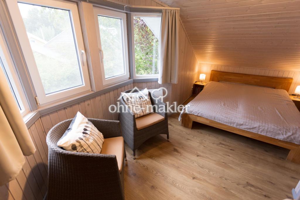 Schlafzimmer 1 oben