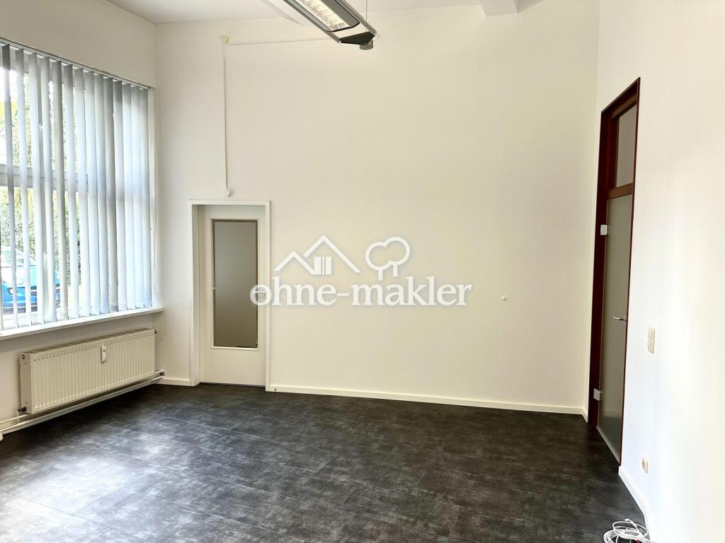 Büro 12