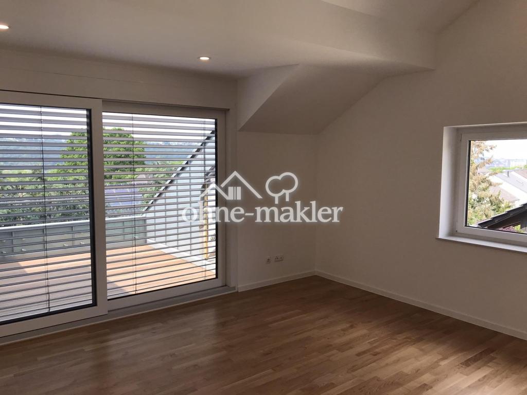 Schlafzimmer DG