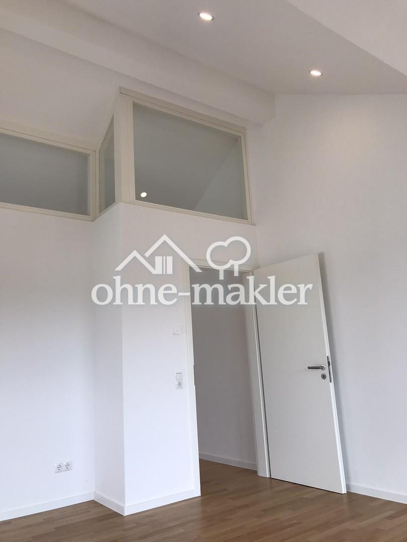 Schlafzimmer DG