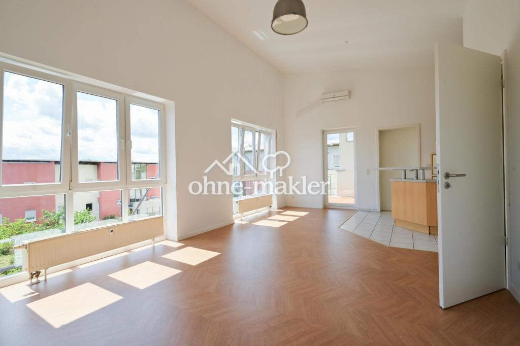 Wohnzimmer / Esszimmer
