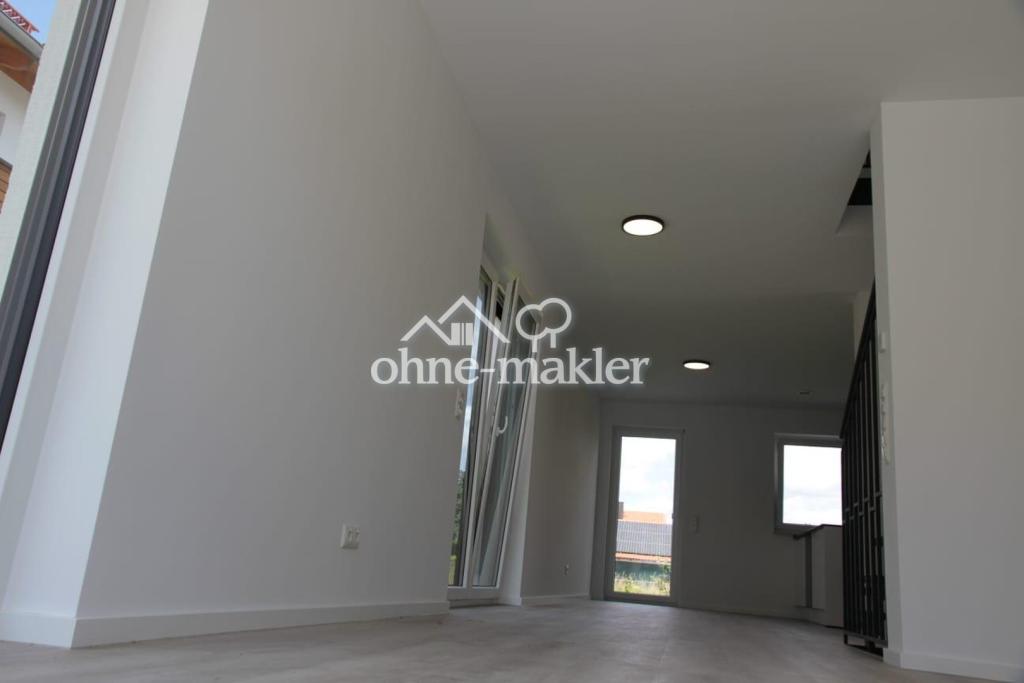 EG: Wohnzimmer Blick Küche