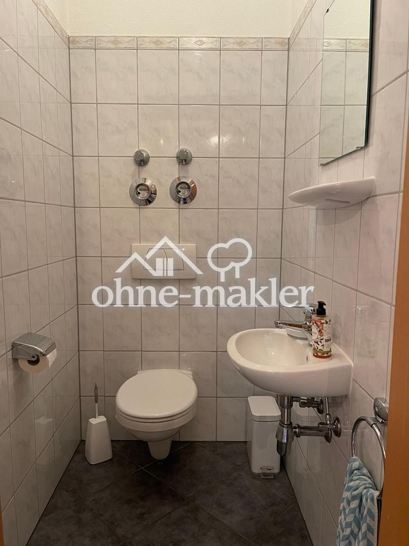 Separates Gäste-WC