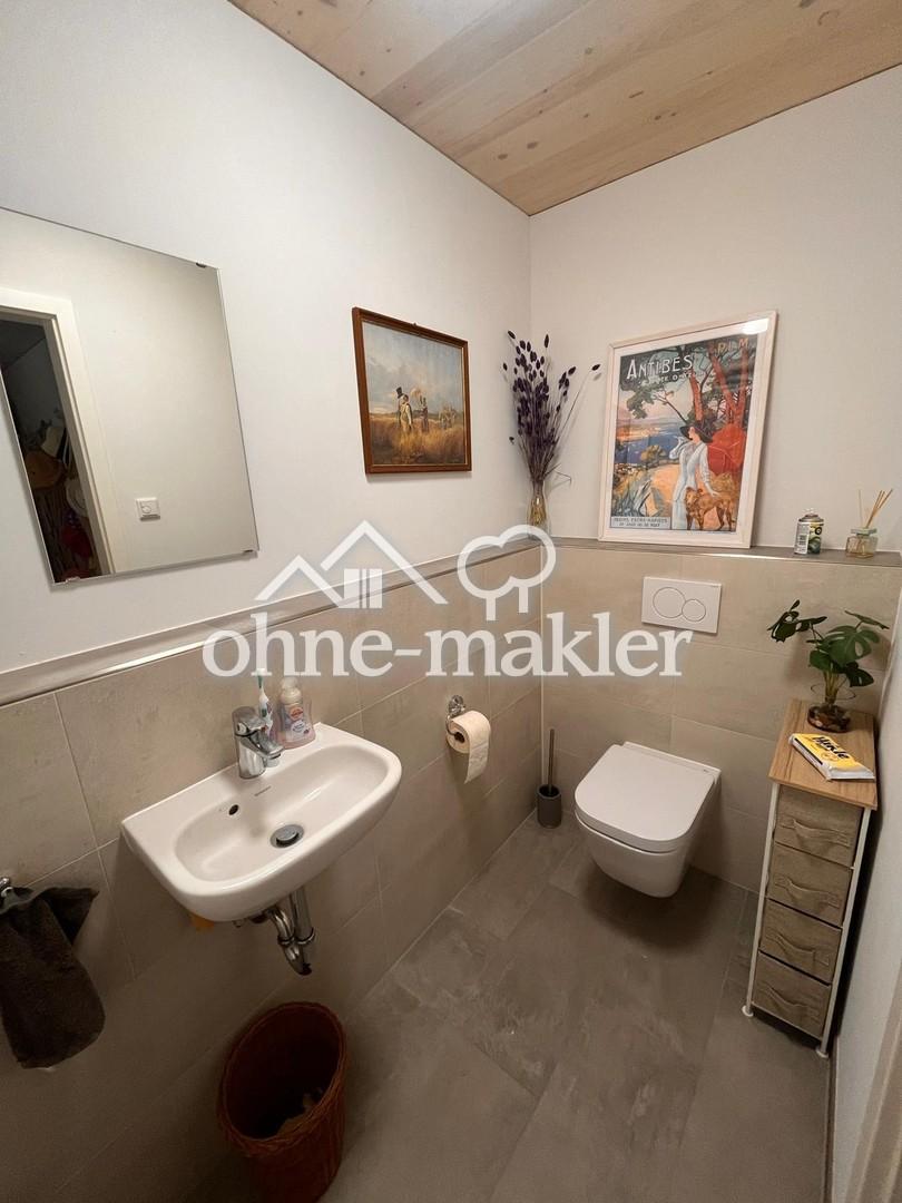 Gästetoilette EG