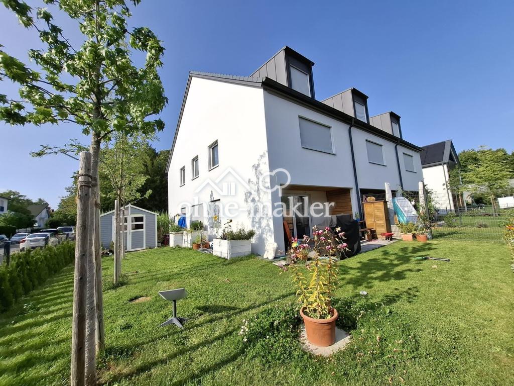 Außenansicht mit Südgarten