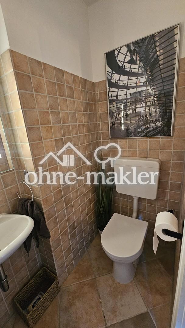 Toilette an Eingangstüre