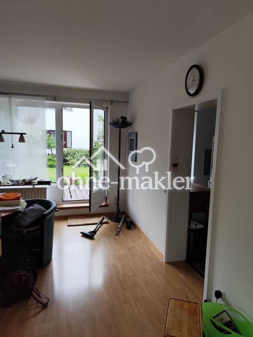 Blick vom Wohnzimmer nach drau