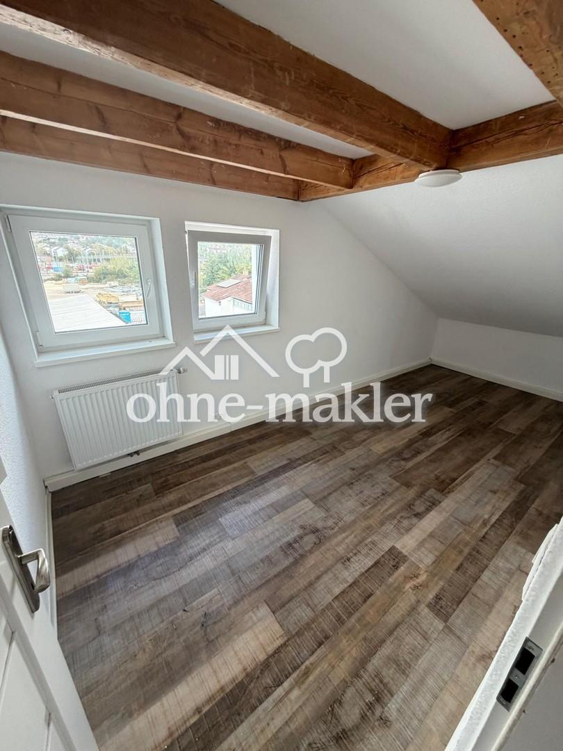2-Zi.-Wohnung im DG, teilmöbliert - Photo 2
