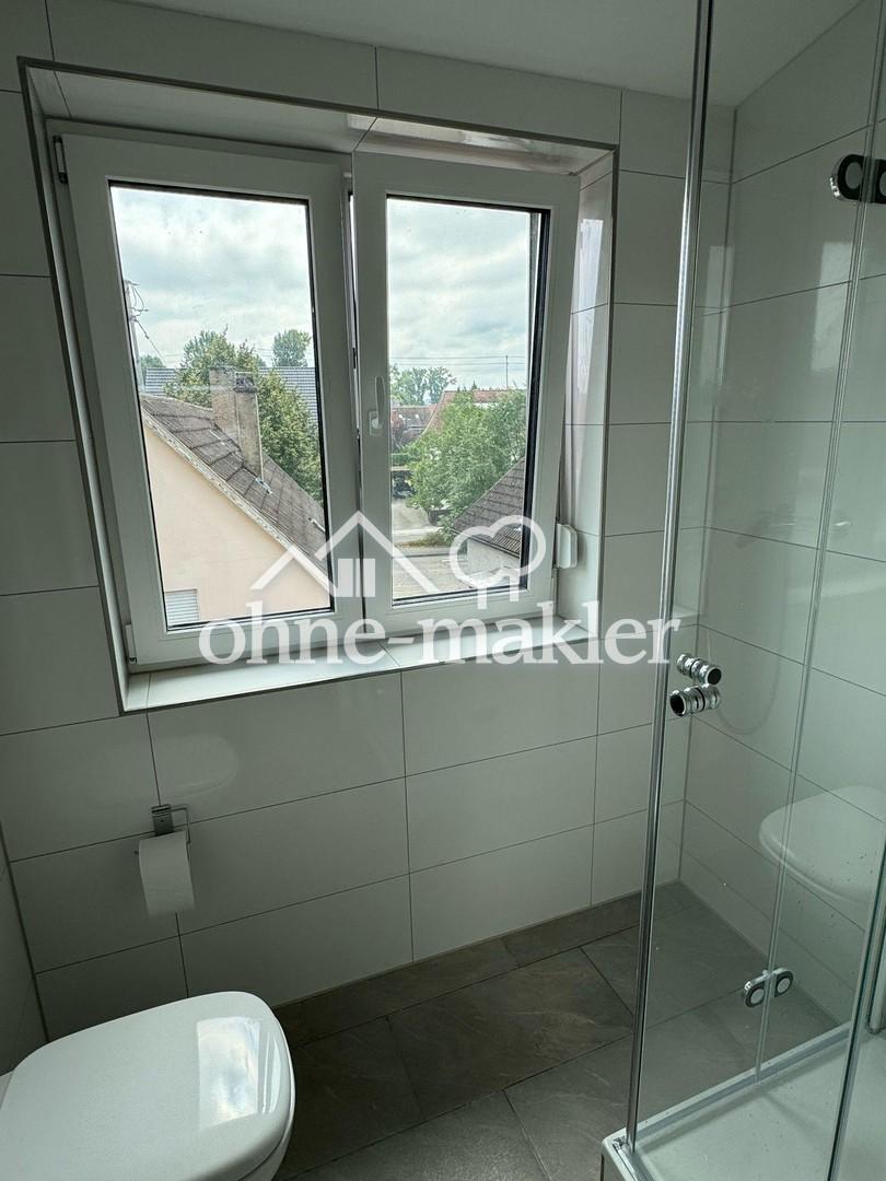 Lichtdurchflutete Dachgeschosswohnung - Foto 2