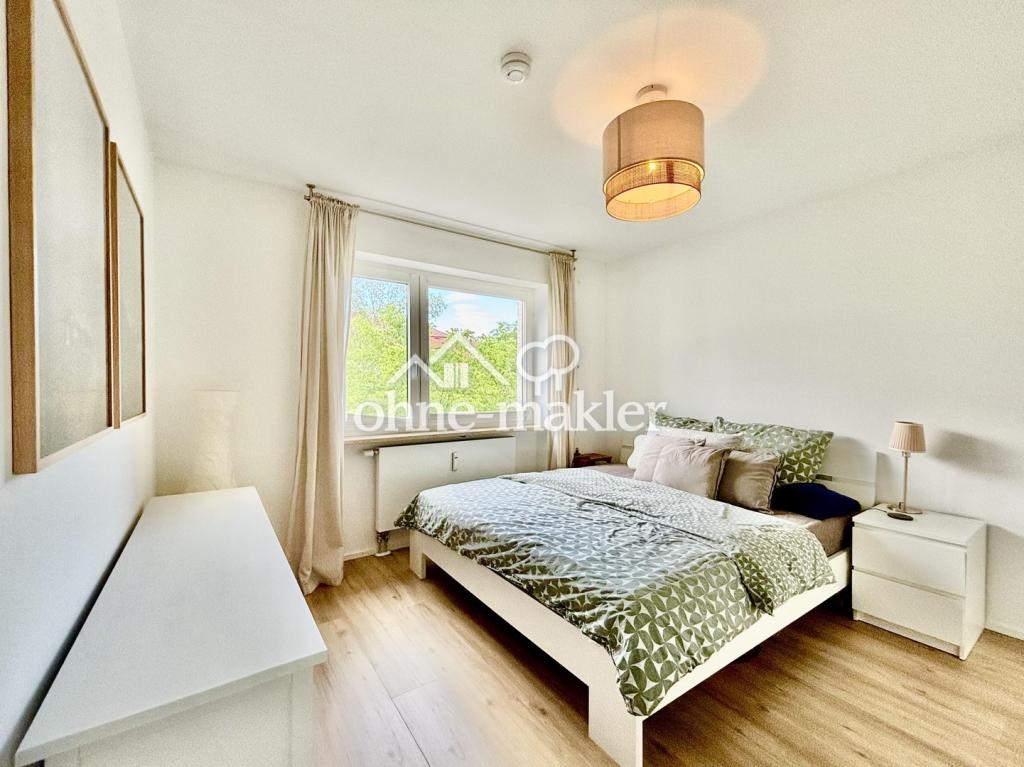 Schlafzimmer zum ruhigen Hof