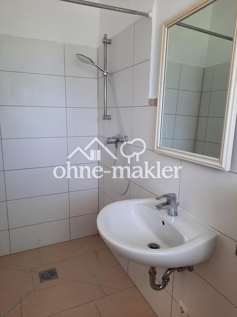 Bad mit Bodengleicher Dusche