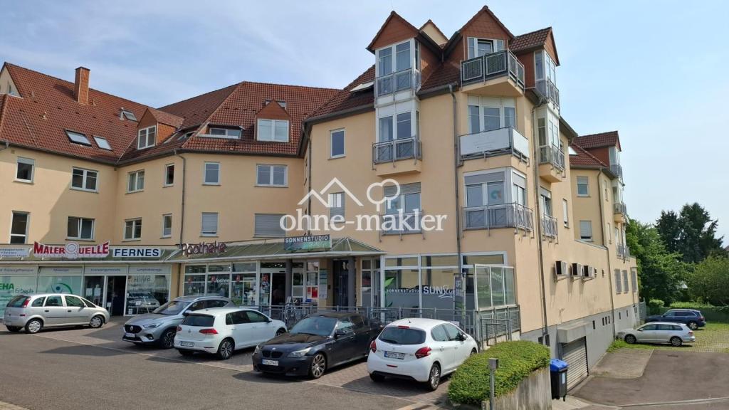 Objektansicht mit Eingang