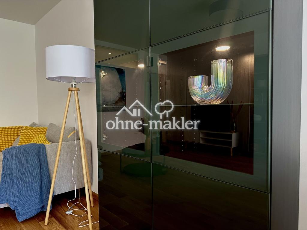 Zentrale & kernsanierte 3-Zimmer-Wohnung mit Loggia und Blick ins Grüne (befristet) - Foto 1