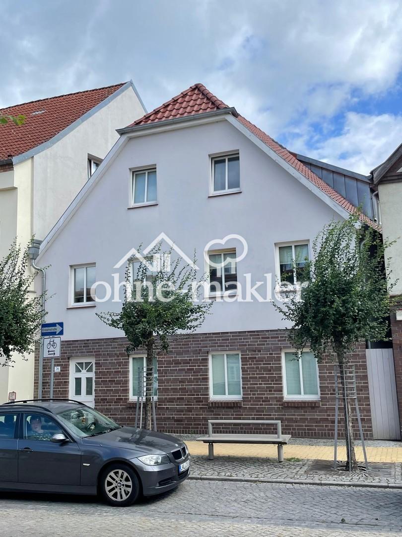 Hausansicht Strasse