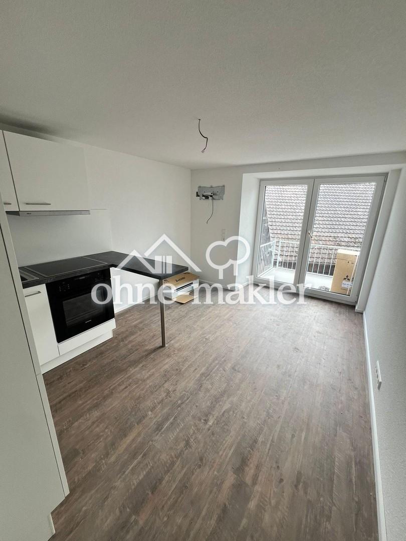 Gemütliche 2 Zi OG Wohnung in frisch saniertem KfW 55 Haus - Photo 1