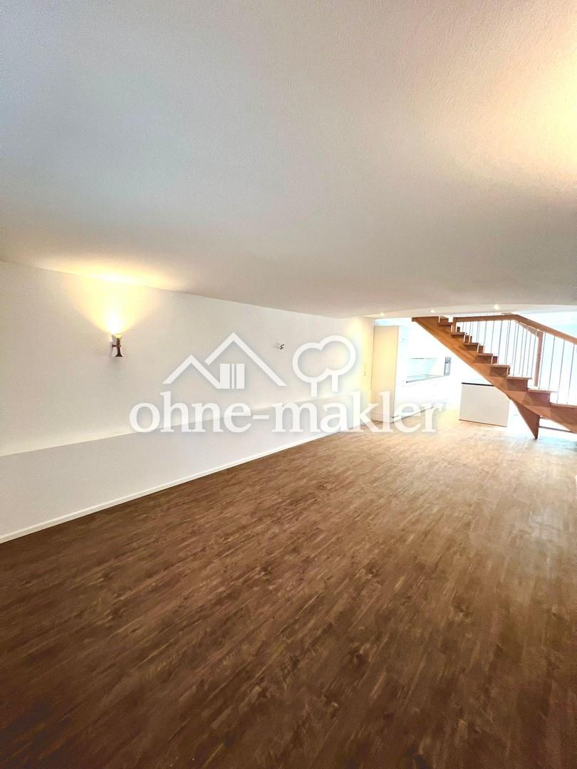 Aussergewöhnliche 2Zi "Maisonette/Soutterain" Wohnung in frisch saniertem KfW 55 Haus - Photo 2