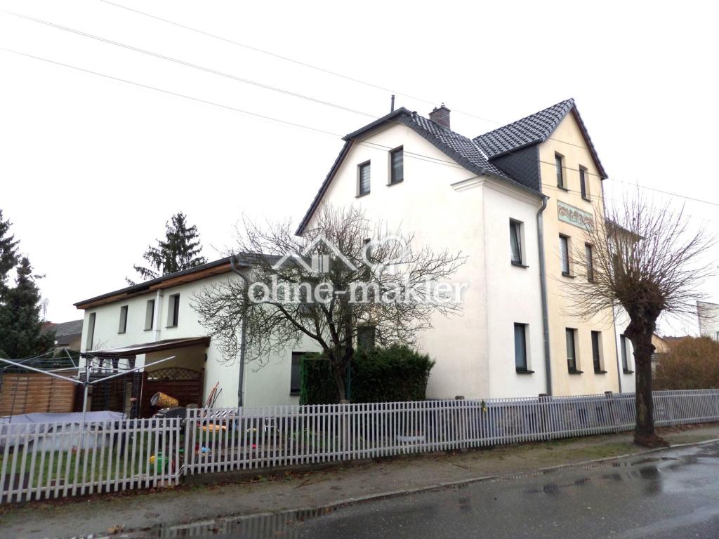 Hausansicht von links