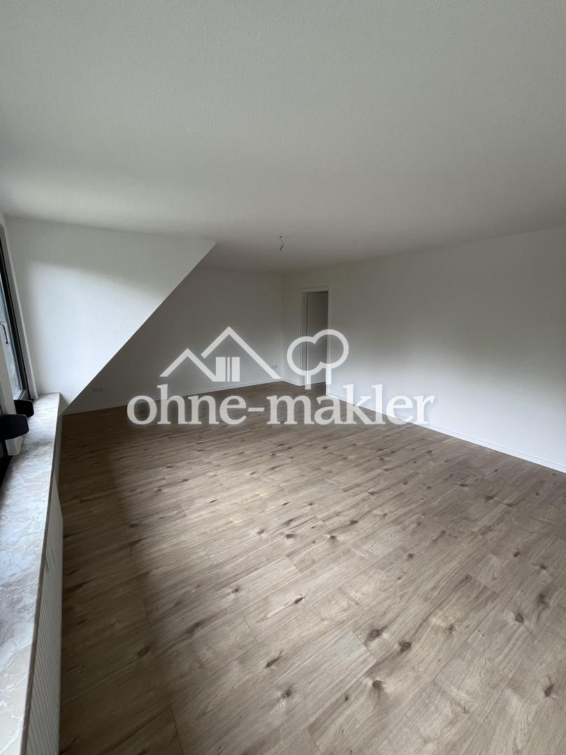 Attraktive 4,5 Zimmer Wohnung mit viel Tageslicht in Oberhausen Altstadt - Foto 1