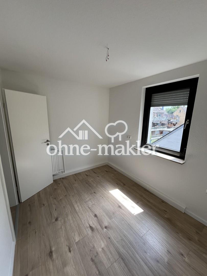 Attraktive 4,5 Zimmer Wohnung mit viel Tageslicht in Oberhausen Altstadt - Foto 2