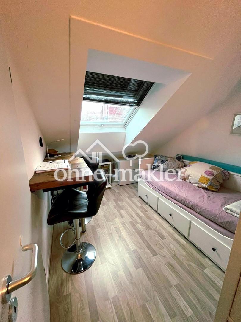 Büro = halbes Zimmer