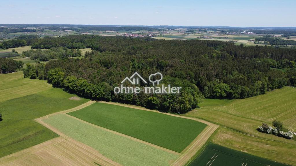 Äcker und Wälder