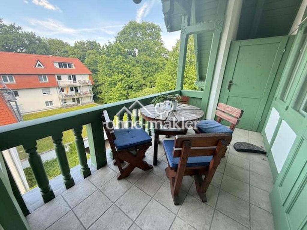 Großer Balkon f. 8-10 Personen