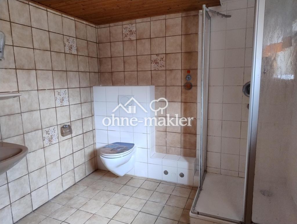 Bad im Keller