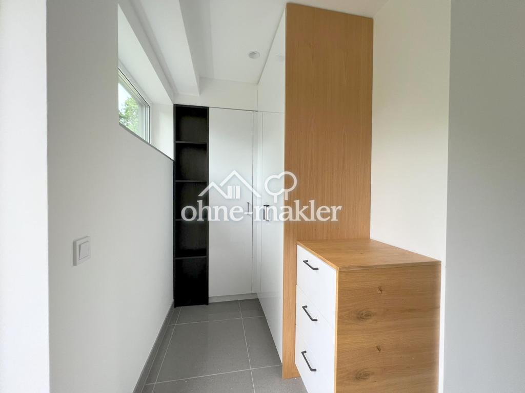 Garderobe in der Diele EG