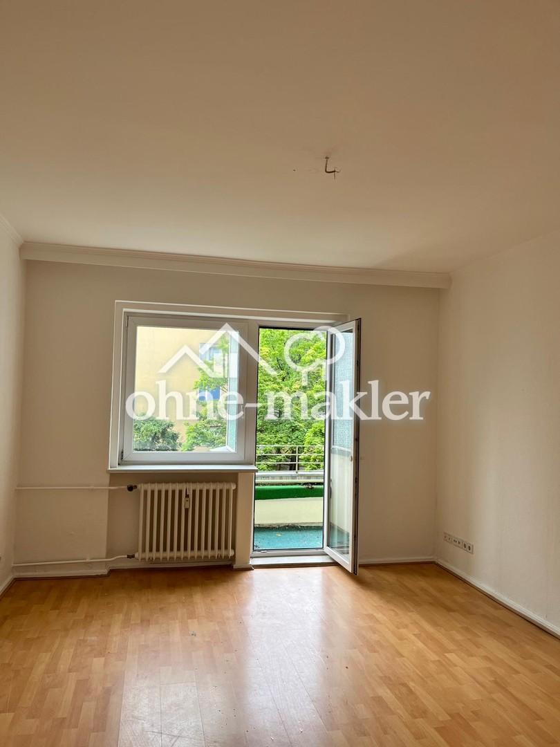 Zimmer 1 mit Balkon 