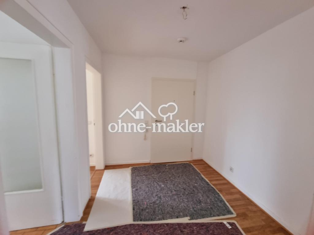 Flur Ansicht zur Haustür