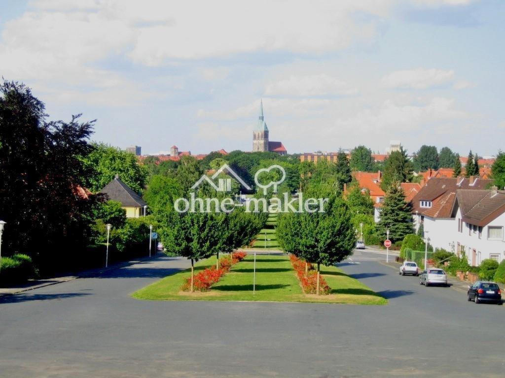 Benachbarte Mittelallee