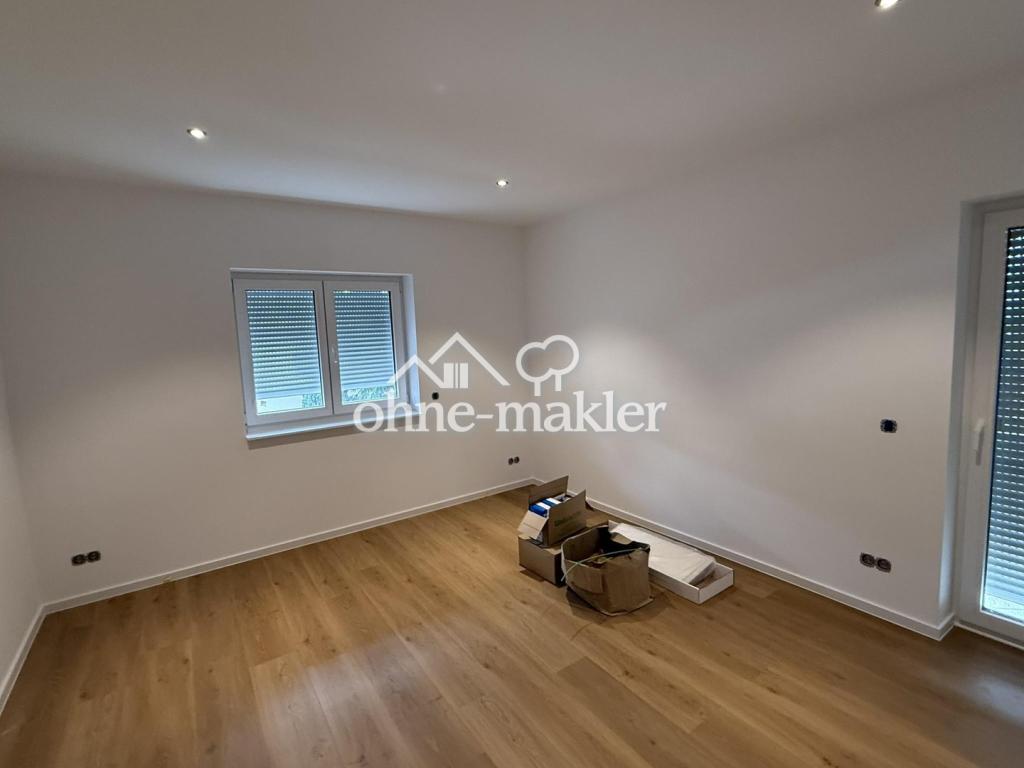 Zimmer 2, Zugang zum Balkon