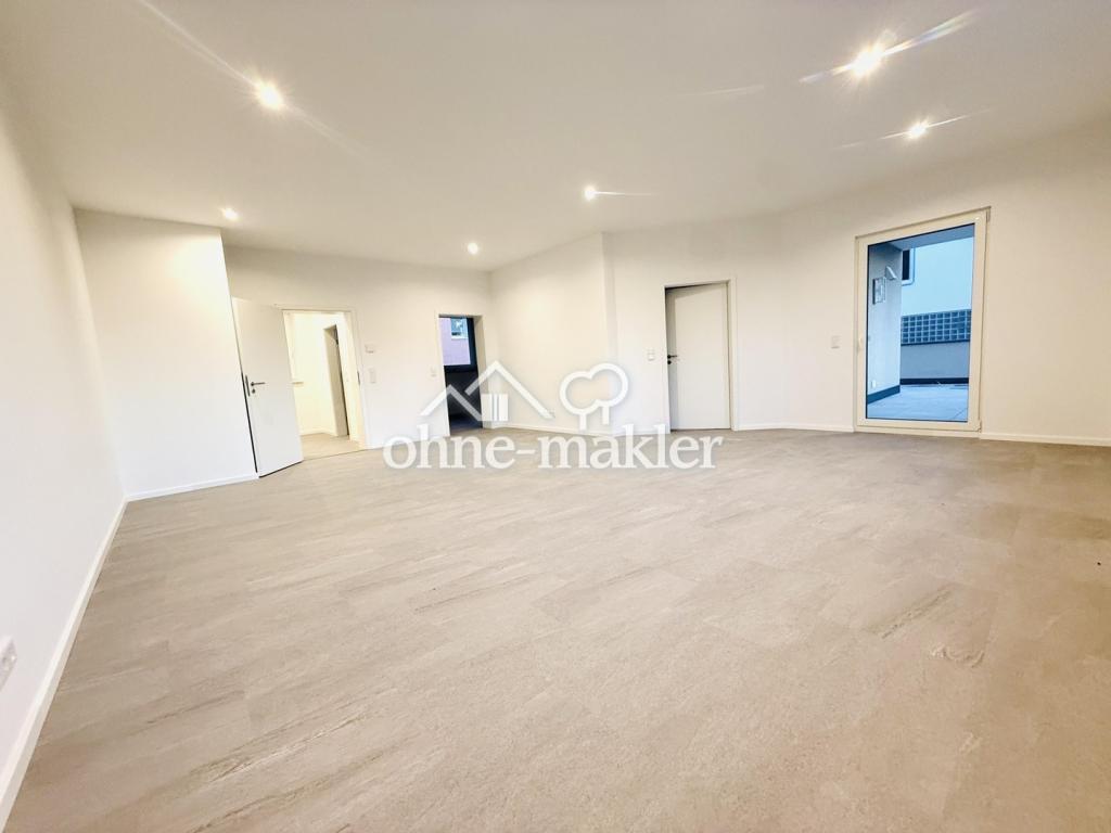 Moderne, großzügige 2-Zimmerwohnung / Erstbezug nach Umbau/ Balkon/ Einbauküche - Photo 2
