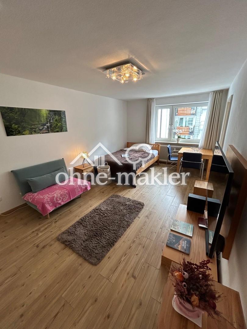 Wohn-/Schlafzimmer