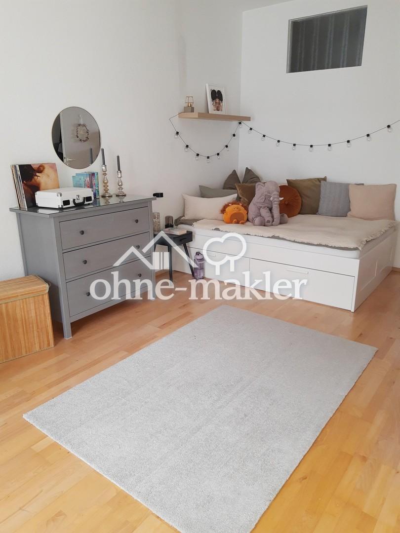 Schlafzimmer, rechtes Zimmer