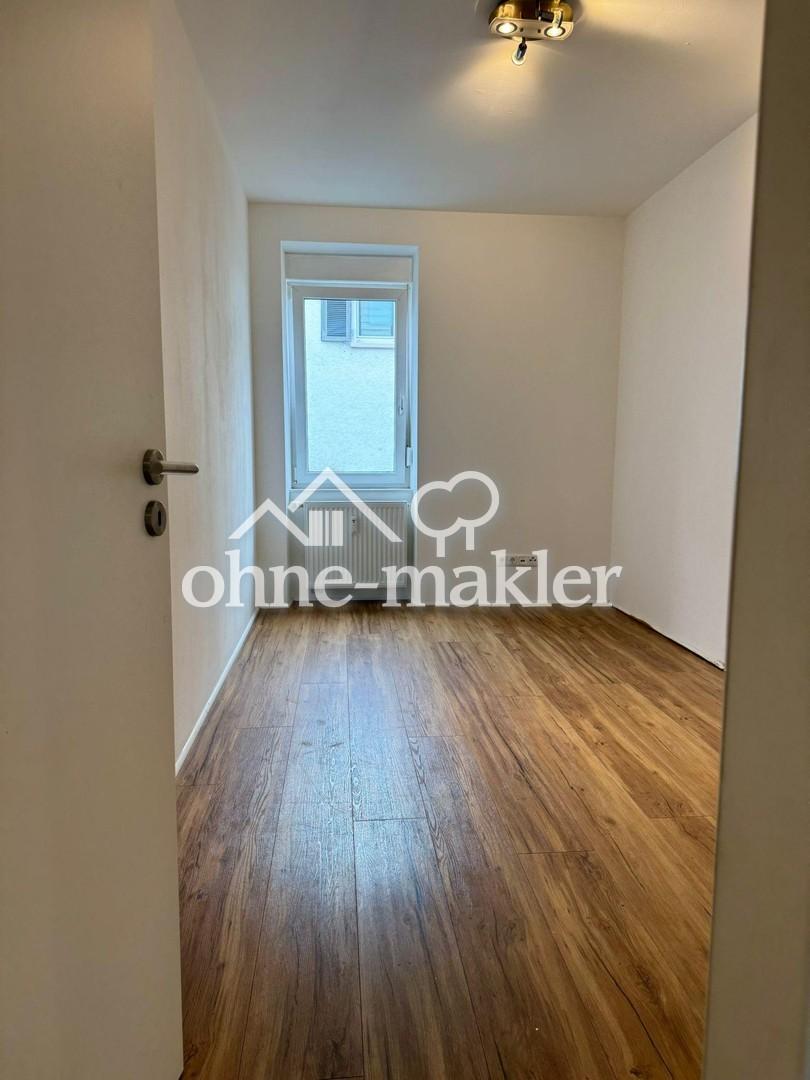 kleines Zimmer re