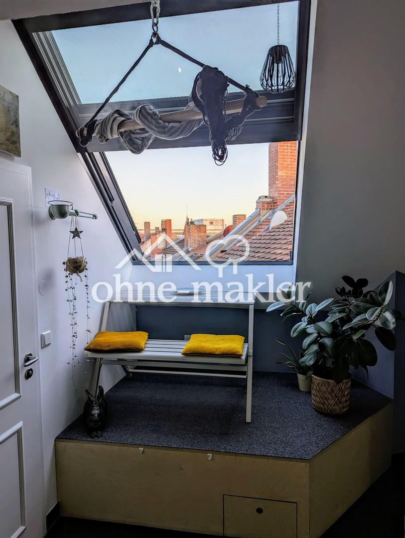 Loggia mit Sitzbank