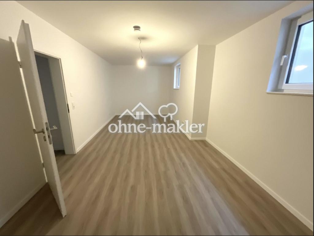 Schlafzimmer 4
