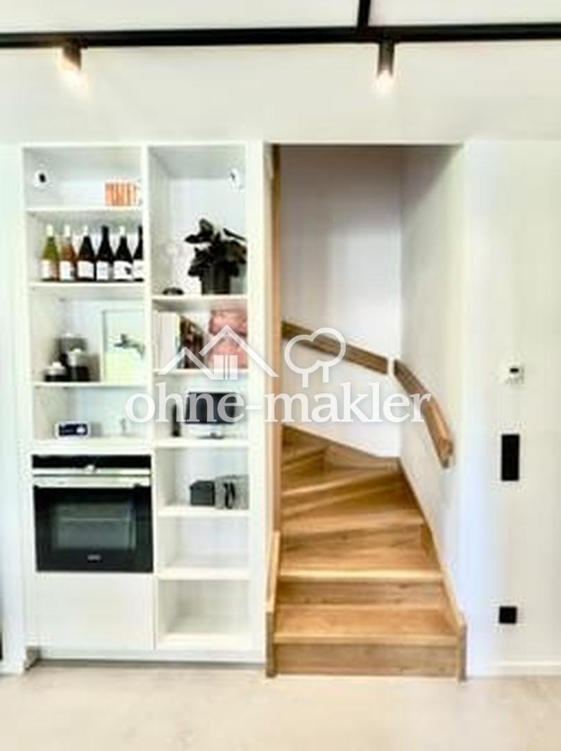 EG Treppe 1 OG